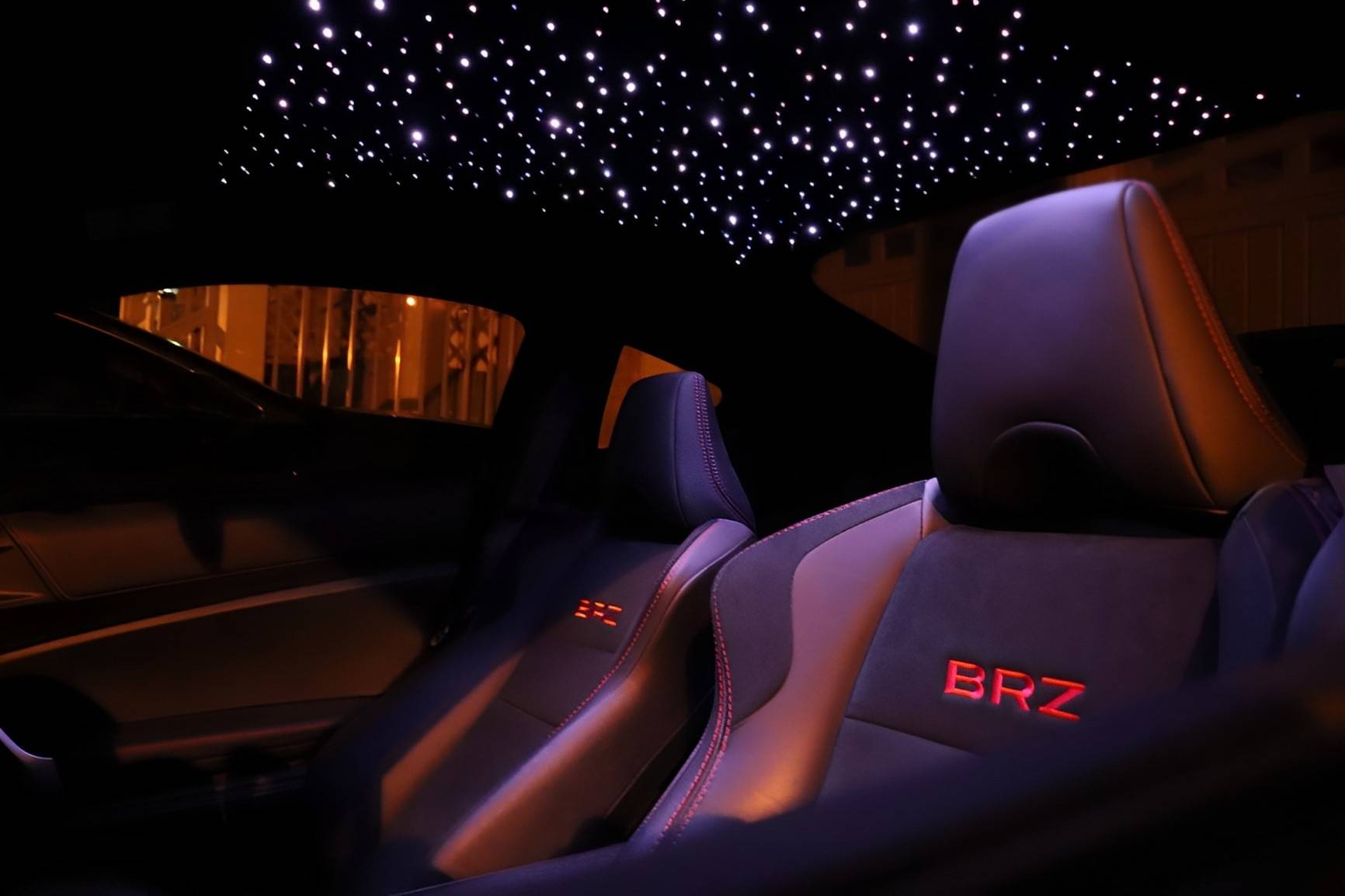 suburu BRZ interior with Starlight headliner, starlight kit, fibre optic RGB lighting interior